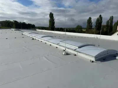 střecha s instalovanou ochranou před bleskem